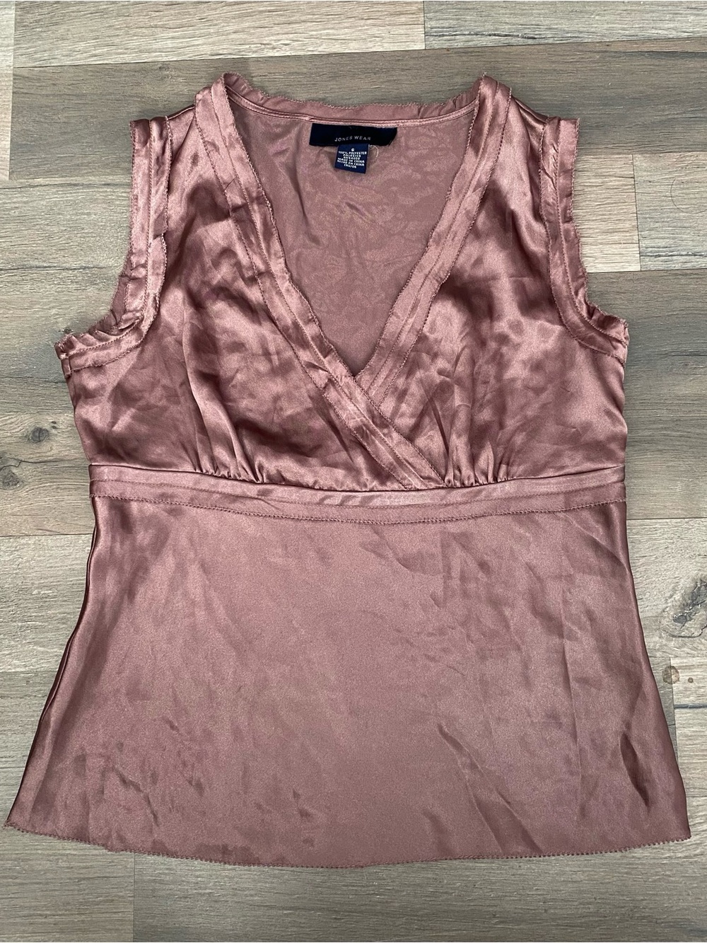 Vintage Jones Wear Y2K Pink Satin Sleeveless V-Neck Blouse Top